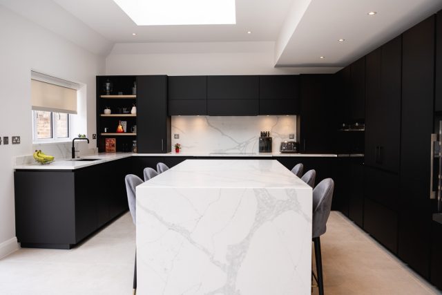 EBP - Curran, Sanderstead LR -63 Black and White Handleless Kitchen
